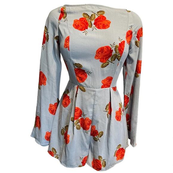 URBAN OUTFITTERS Heaven Floral Lace-Up-Back Romper SIZE S NWT - Picture 7 of 8